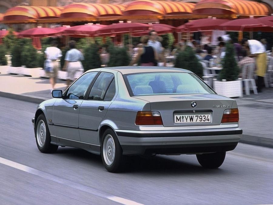  BMW 318tds Sedan 1994 года  (фото 4 из 4)